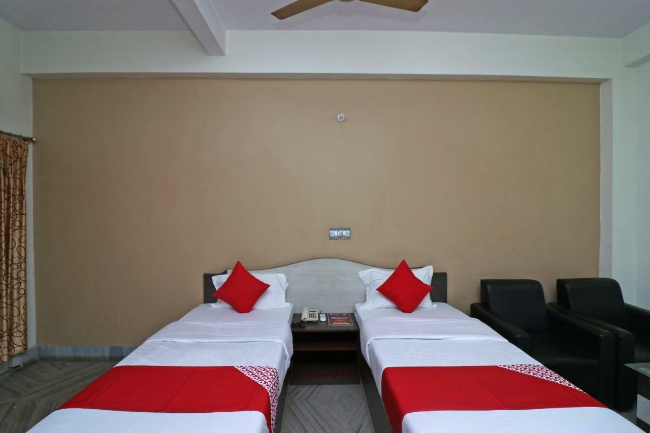 Oyo 37989 Hotel Debarshi Bānkura 外观 照片